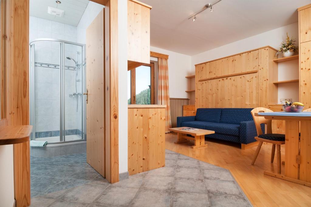 Hubertushof Hotel Latschach ober dem Faakersee Екстериор снимка