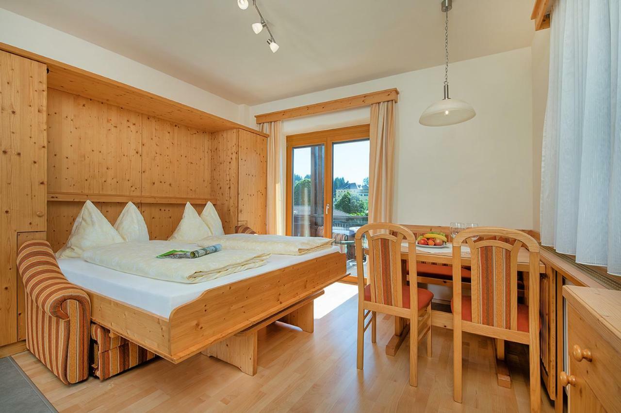 Hubertushof Hotel Latschach ober dem Faakersee Екстериор снимка